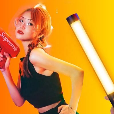 Intelligent Control Portable Charging Atmosphere Light with Seven Glowing Colors